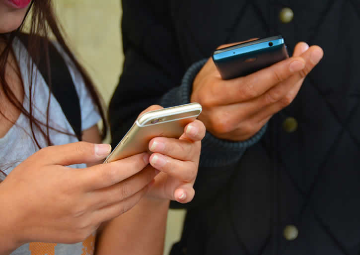 Texting in French Texting in French