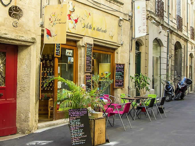 Explore Montpellier while learning French Explore Montpellier while learning French